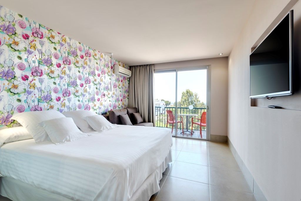 Occidental Ibiza Hotel Port des Torrent Exterior photo
